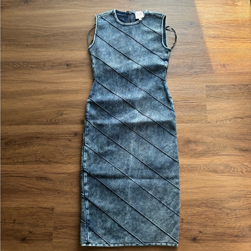 Herve Leger Denim pencil dress - Picture 2 of 4